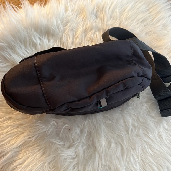 SOLD-High Sierra waist bag/ hip pack /belt bag - Picture 5 of 6